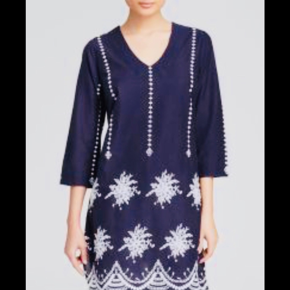 NEW MOON & MEADOW Blue Embroidered Tunic-Size Med